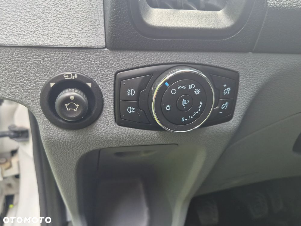 Ford TRANSIT - 11