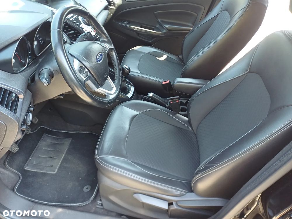 Ford EcoSport - 14