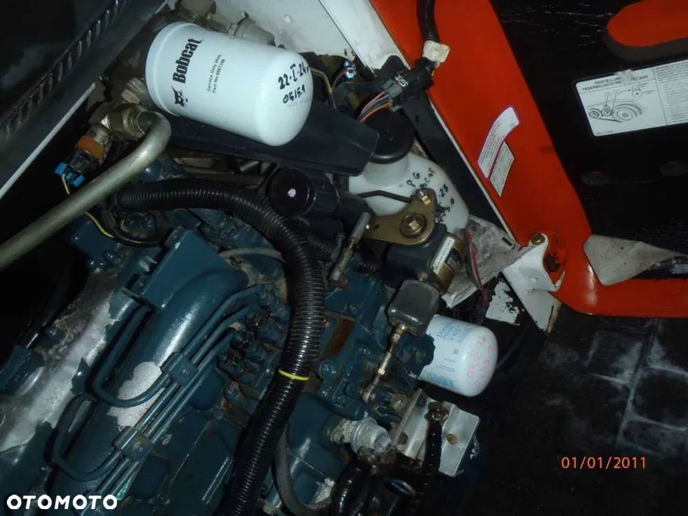 karoseria buda silnik motor ramie siłownik bobcat 763 - 4