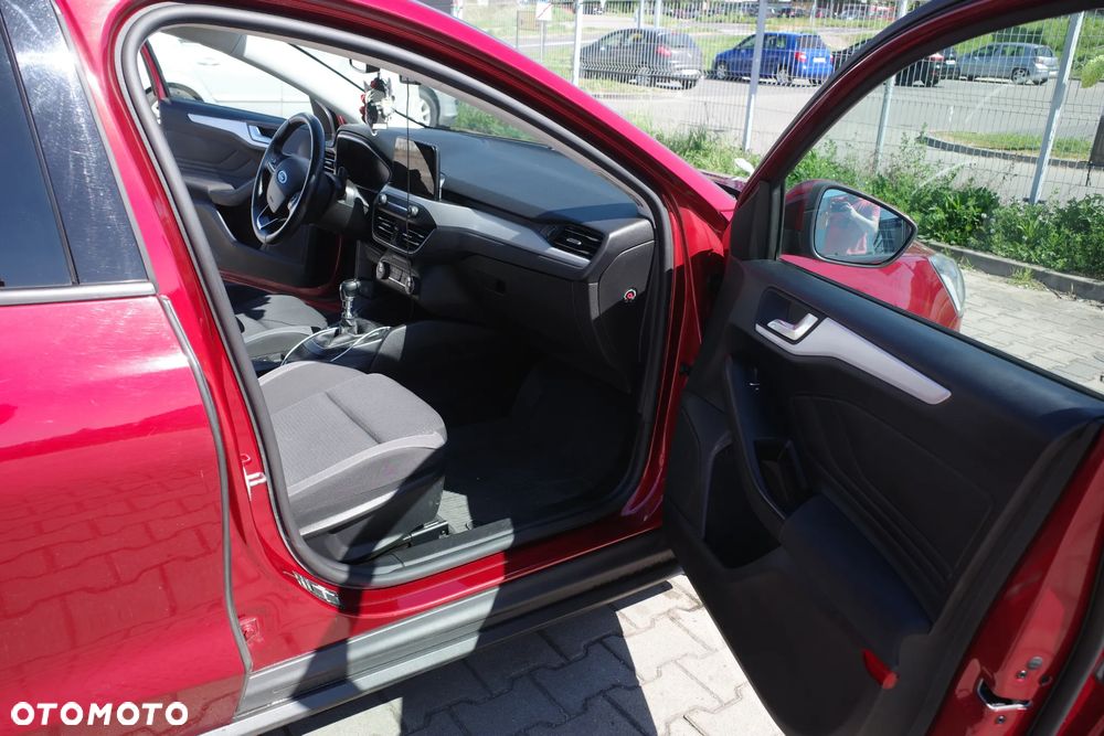 Ford Focus 1.0 EcoBoost Trend Edition Business - 10