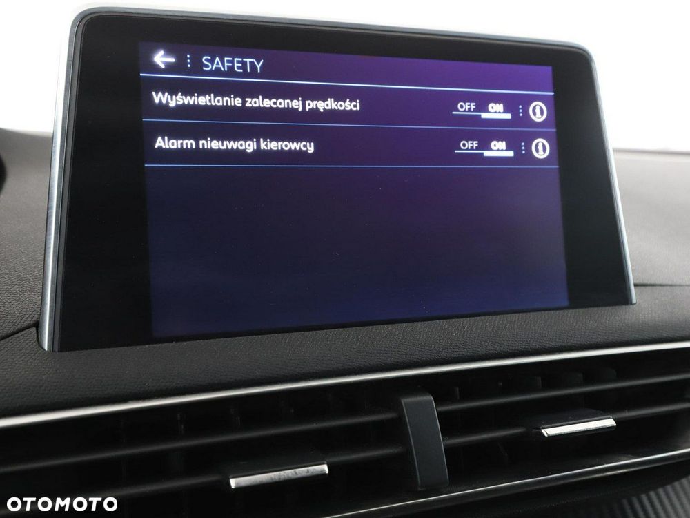 Peugeot 5008 1.2 PureTech Active S&S EAT6 - 26