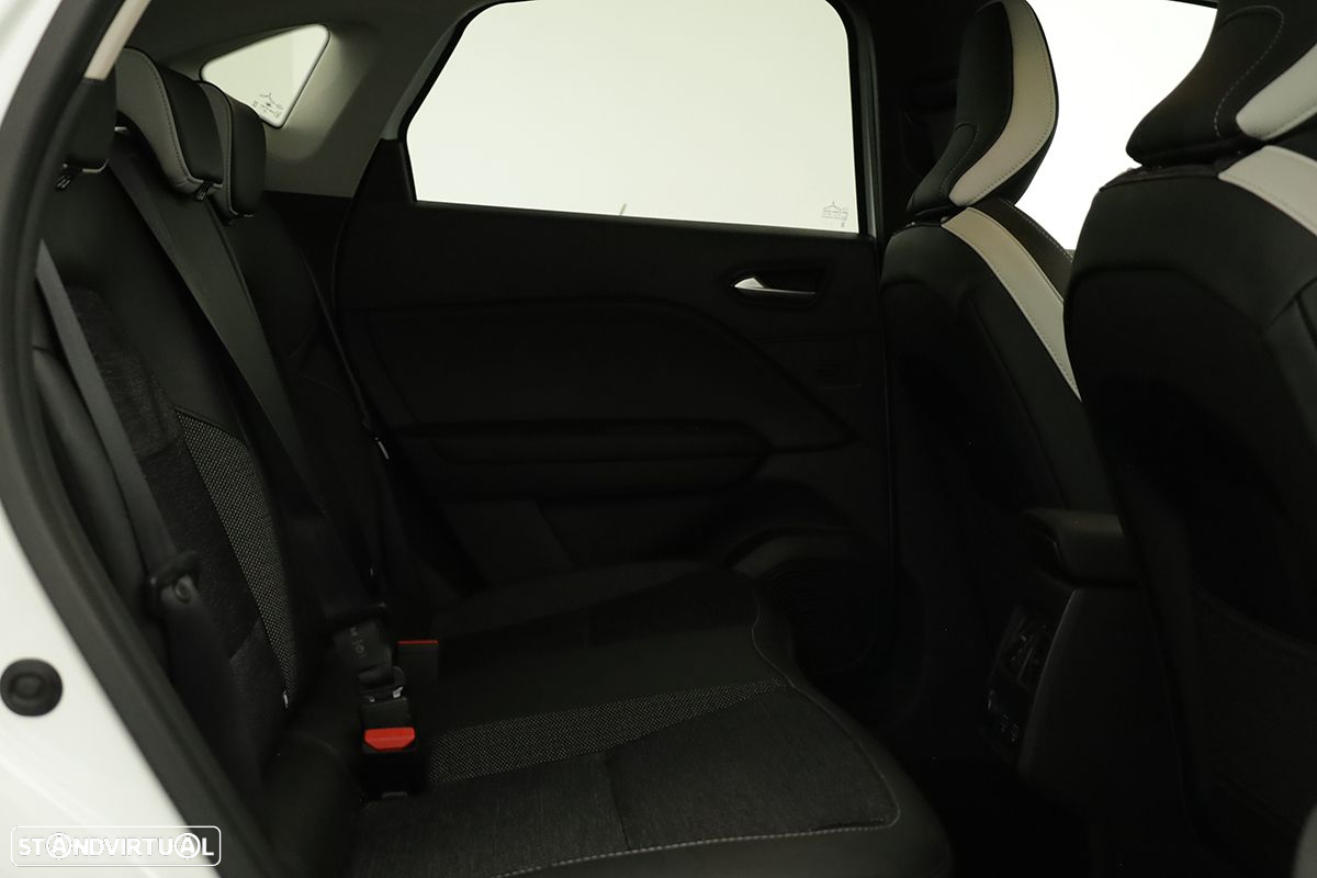 Renault Captur 1.0 TCe Techno Bi-Fuel - 24