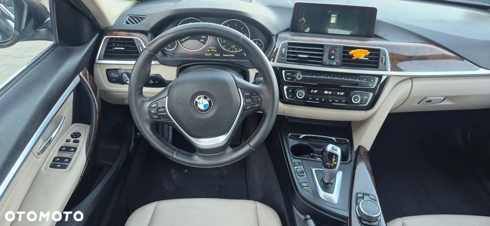 BMW Seria 3 330d Edition Luxury Line Purity - 11