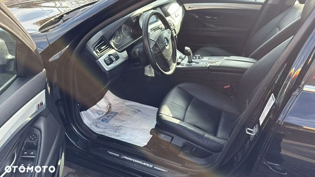 BMW Seria 5 520d Luxury Line - 15