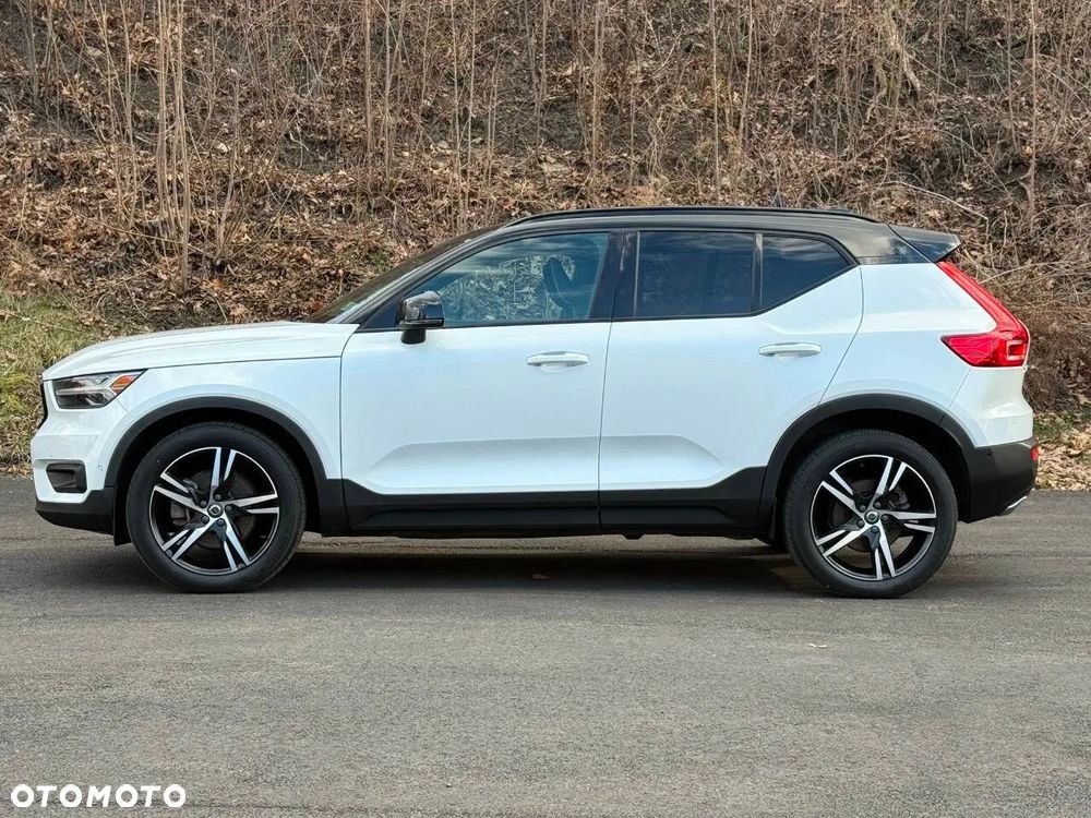 Volvo XC 40 T5 AWD R-Design - 9