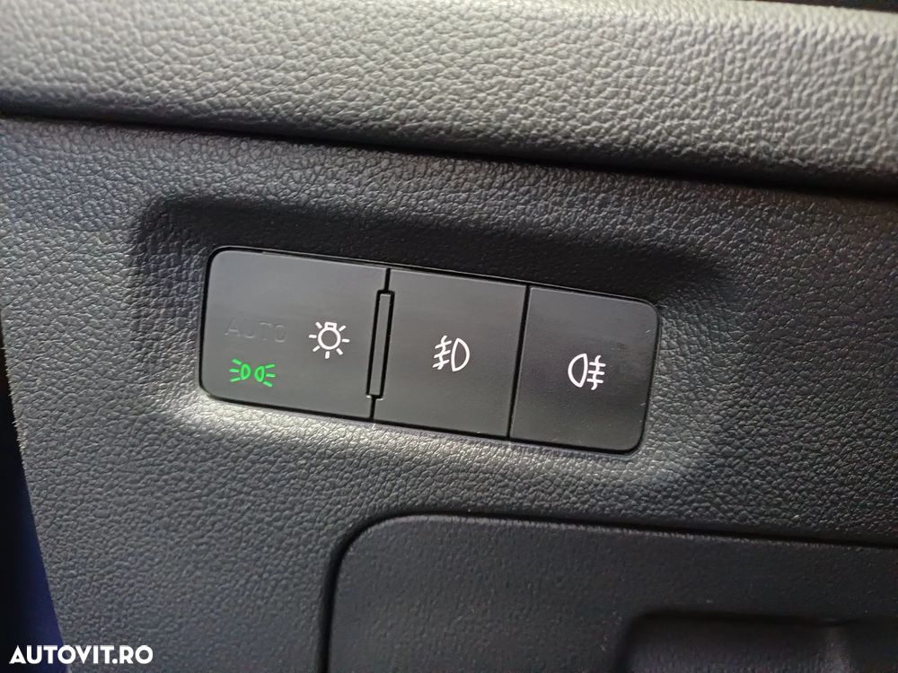 Skoda Octavia 2.0 TDI DSG Style - 10