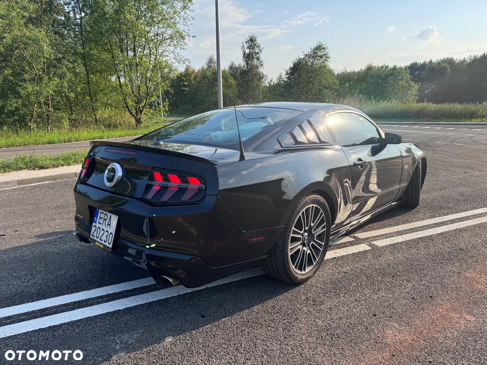 Ford Mustang 5.0 V8 GT Premium - 8