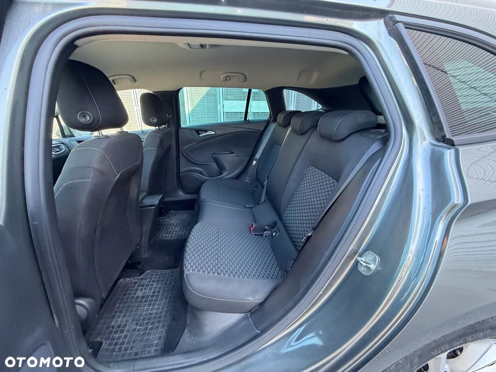 Opel Astra 1.2 T Elegance S&S - 32