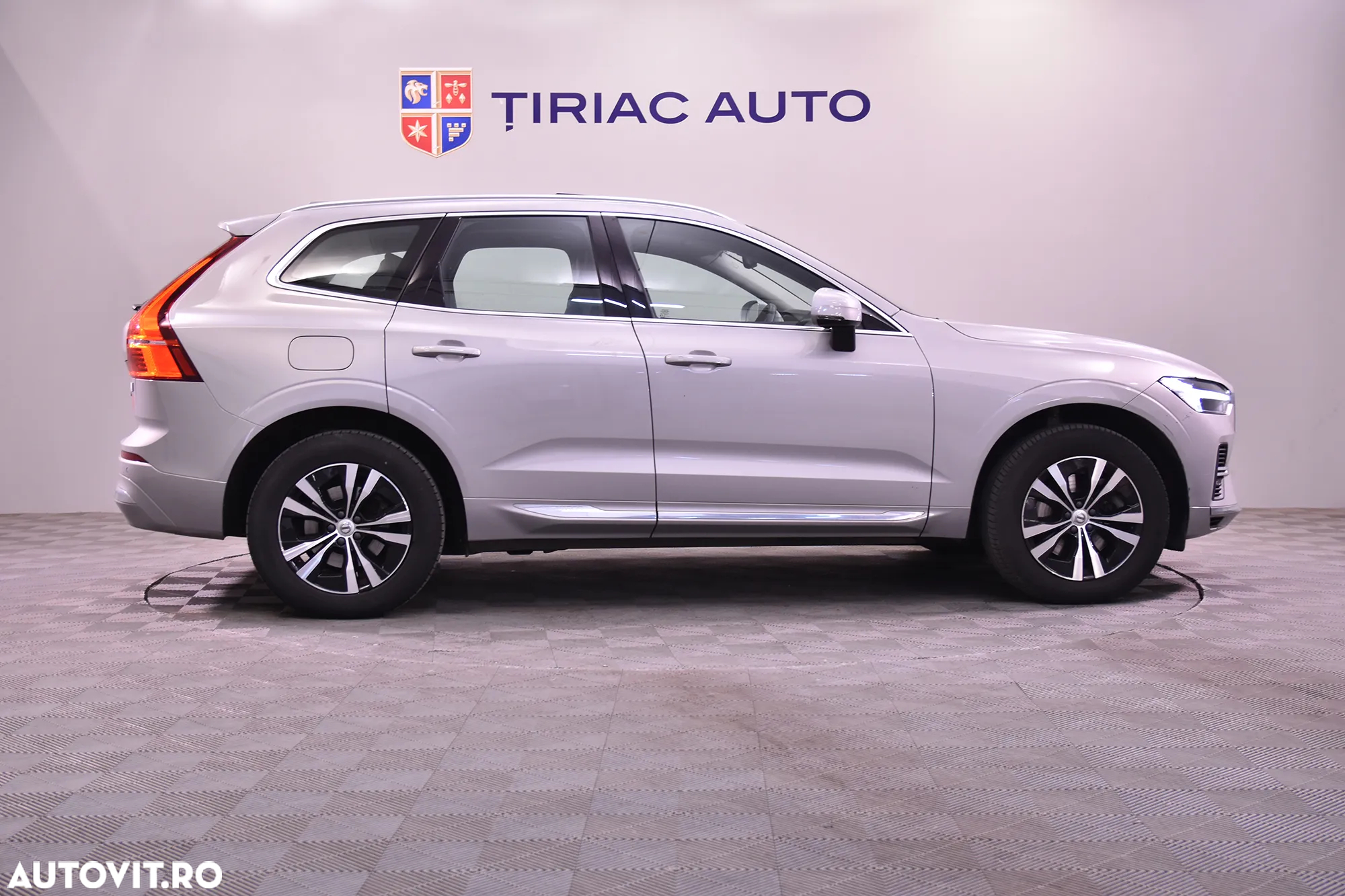 Volvo XC 60 Recharge T8 Twin Engine eAWD Inscription - 6
