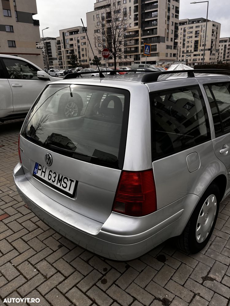 Volkswagen Bora 1.6 Basis - 6