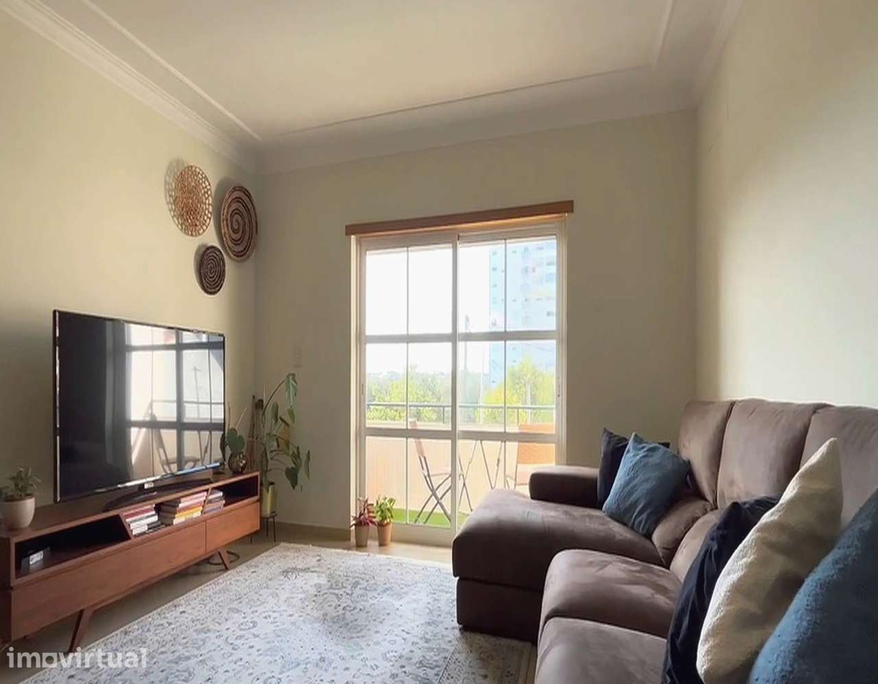 Apartamento T2 com varanda e garagem em Sintra - Grande imagem: 2/21