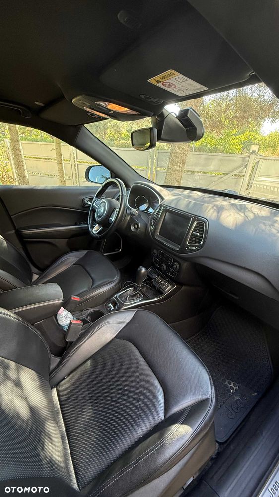 Jeep Compass - 4