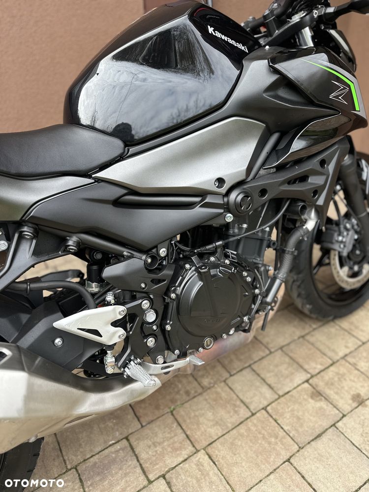 Kawasaki Z - 5