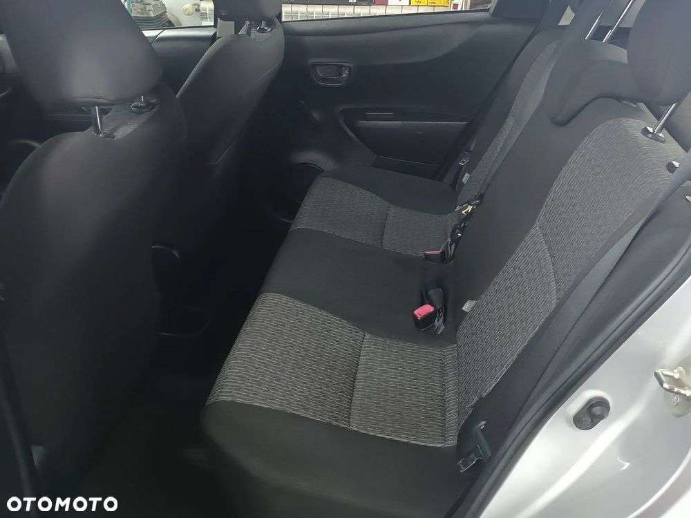 Toyota Yaris - 14