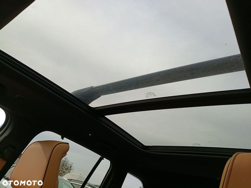 Jeep Grand Cherokee - 25