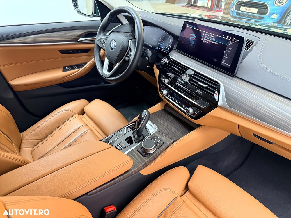 BMW Seria 5 2022 — imagine 28