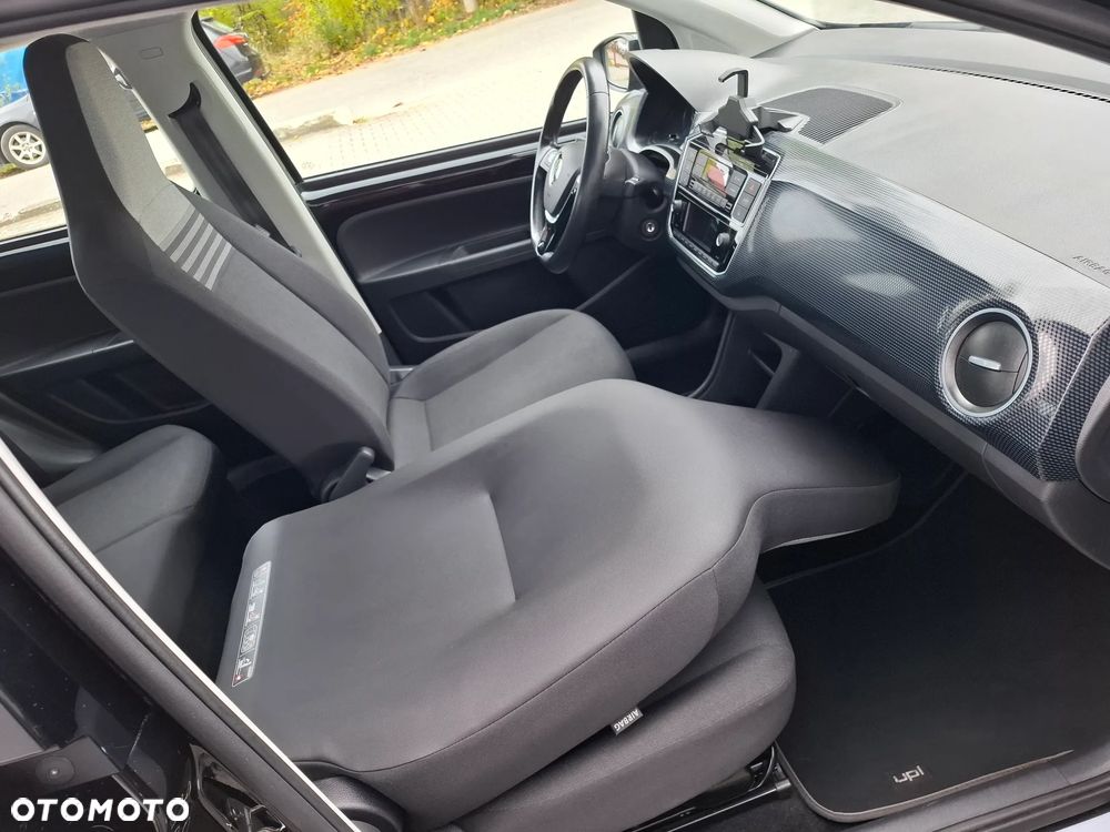 Volkswagen up! - 20