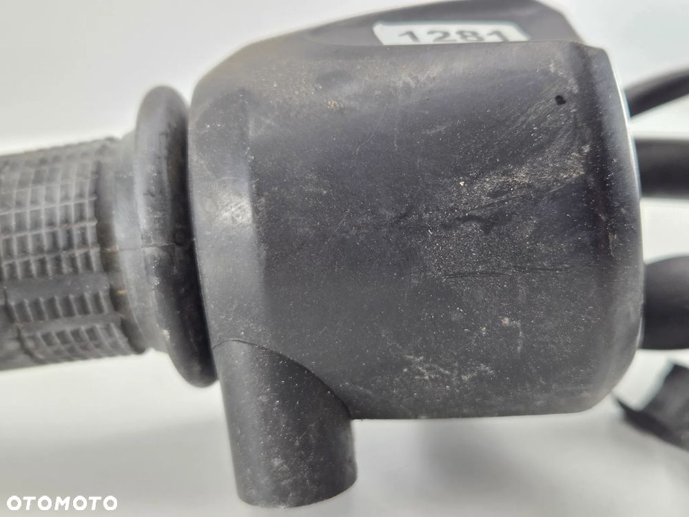 HONDA CB 125 JC64 PRZEŁĄCZNIK PRAWY + ROLGAZ - 5
