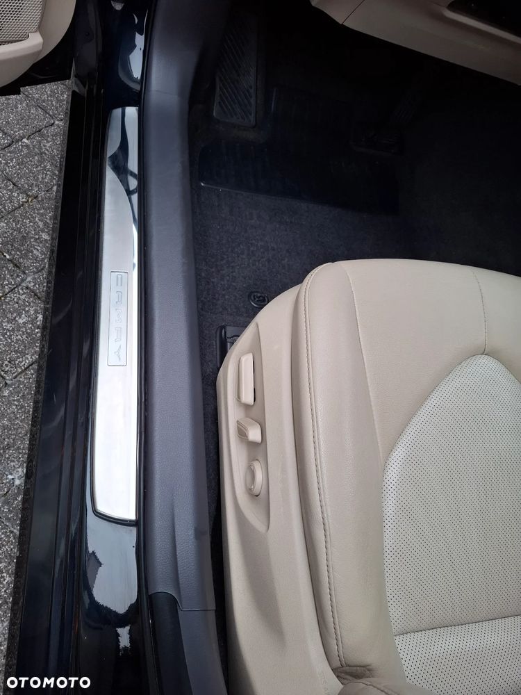 Toyota Camry 2.5 Hybrid Executive CVT - 21