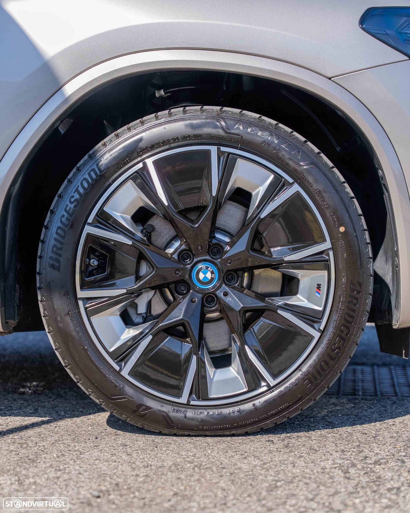 BMW iX3 M Sport Impressive - 26