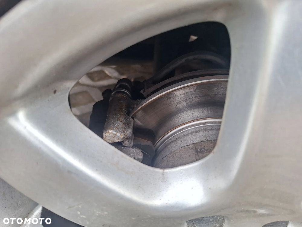 Volkswagen New Beetle 1.9 TDI DPF United - 11