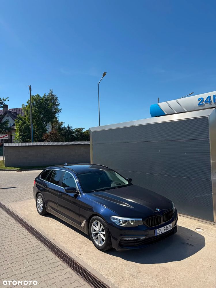 BMW Seria 5 520i - 1