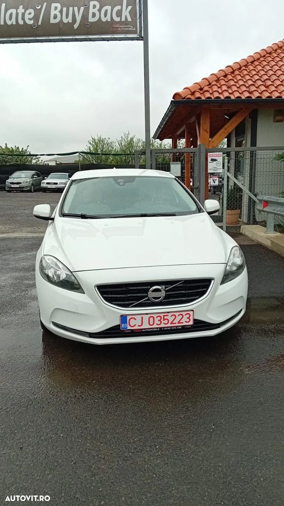 Volvo V40 Cross Country D2 Momentum - 4