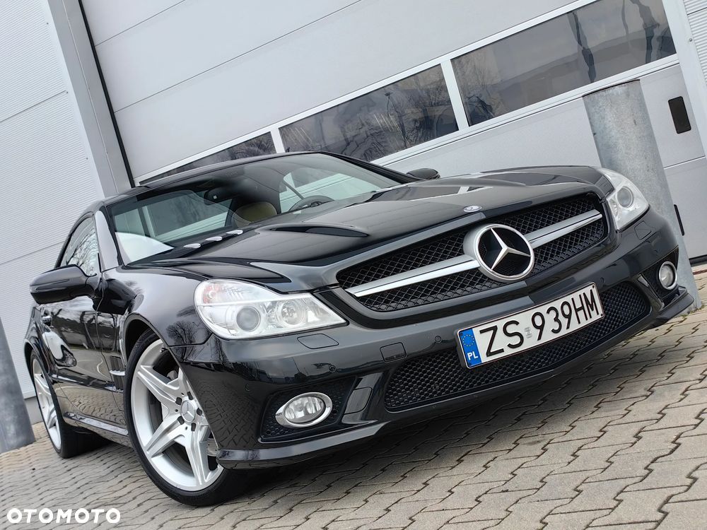 Mercedes-Benz SL - 28