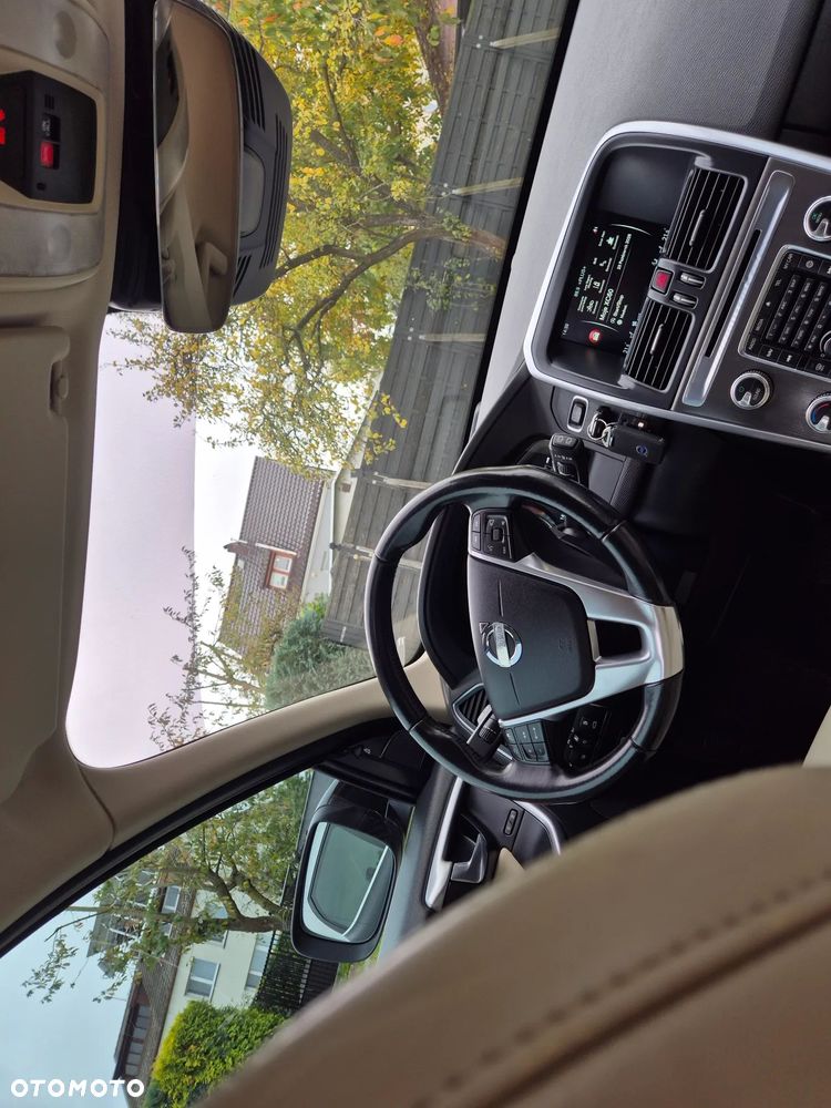 Volvo XC 60 D4 Drive-E Ocean Race - 8