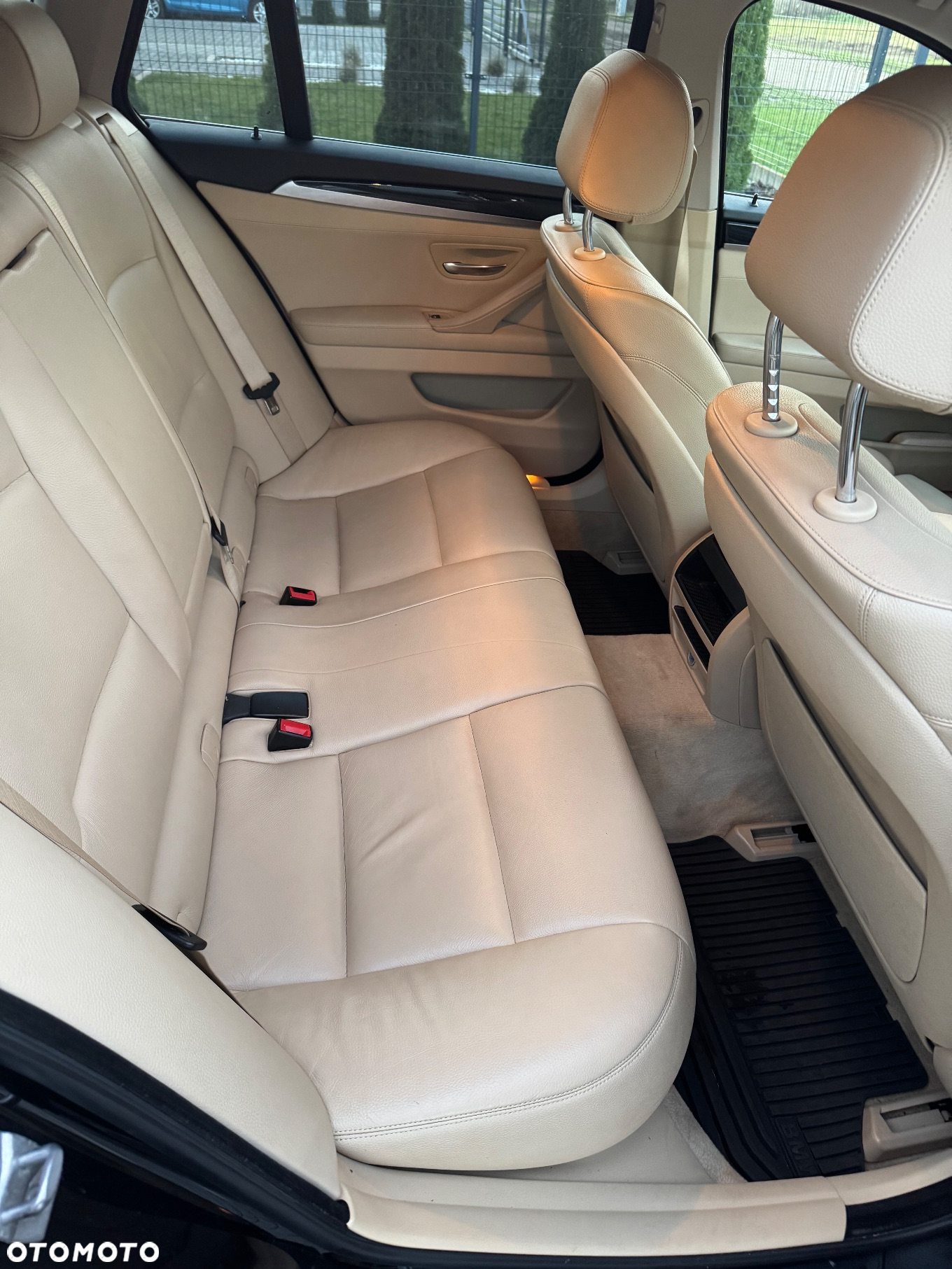 BMW Seria 5 520d Sport Line - 14