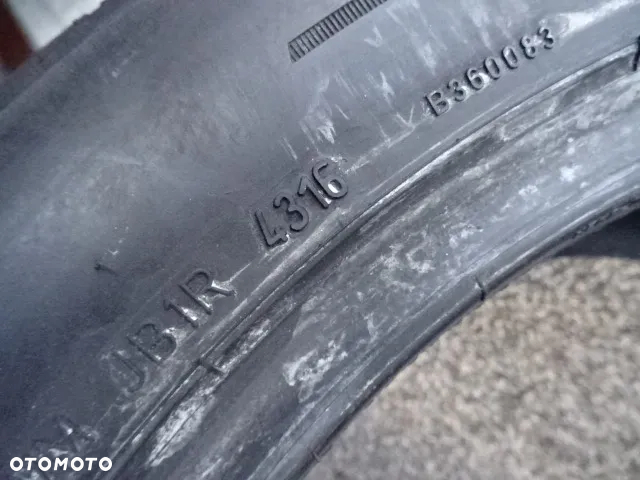 255/45/R17 98Y Dunlop Sp Sport Maxx GT - 8