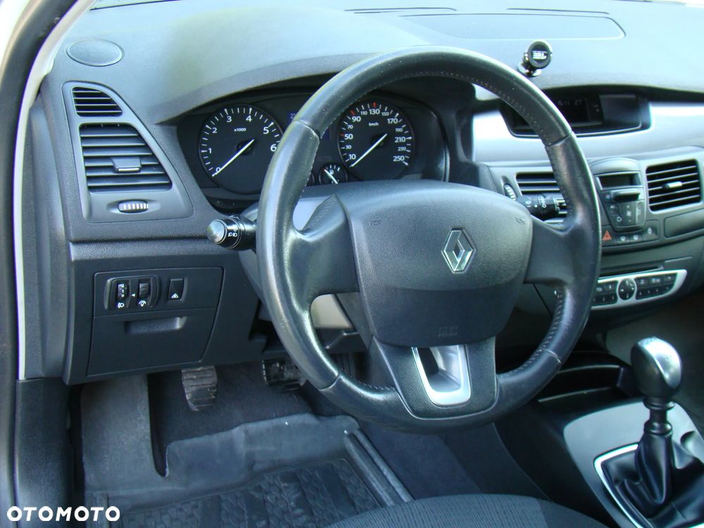 Renault Laguna 2.0 16V 140 Emotion - 25