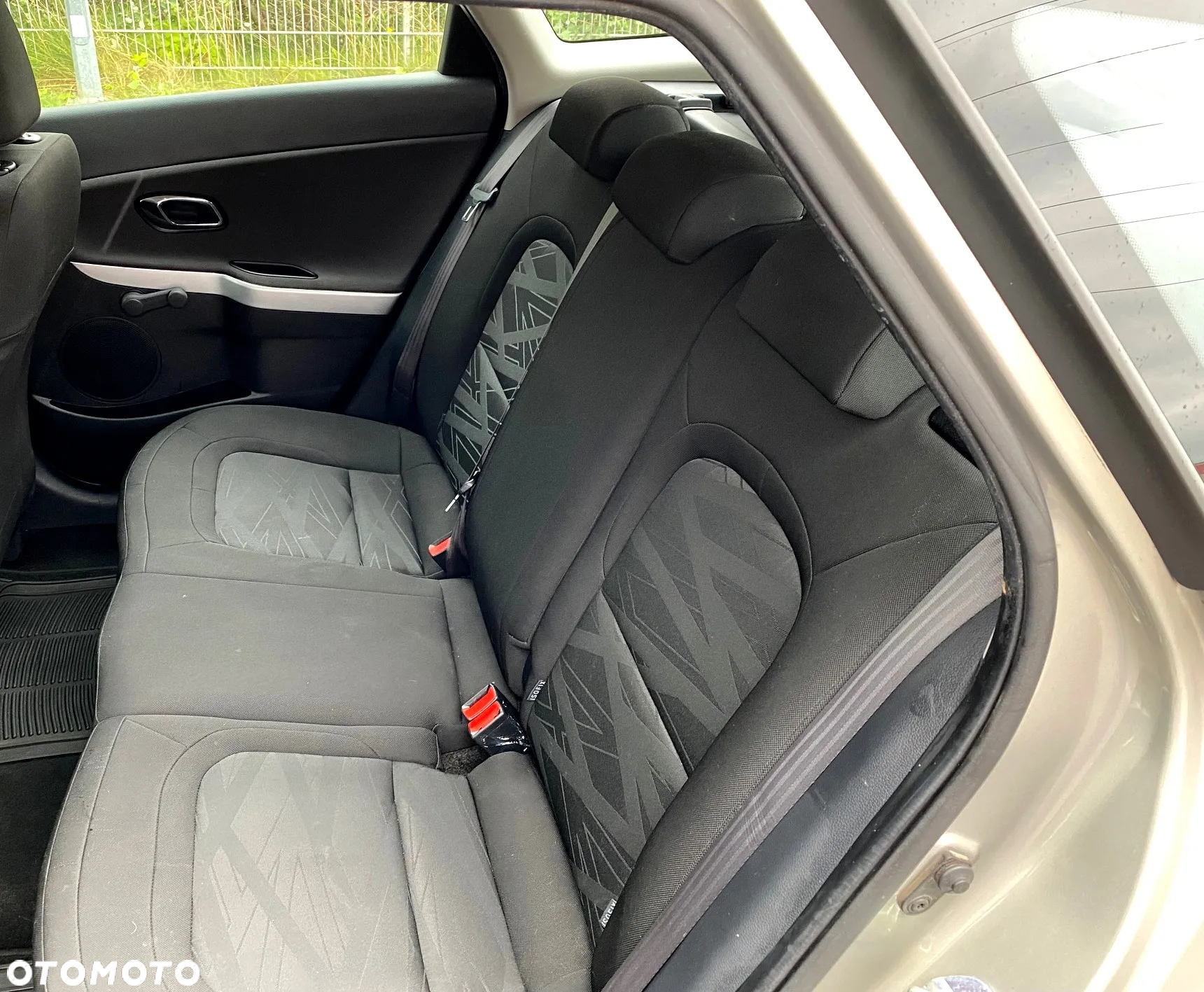 Kia Ceed Cee'd 1.4 L - 12