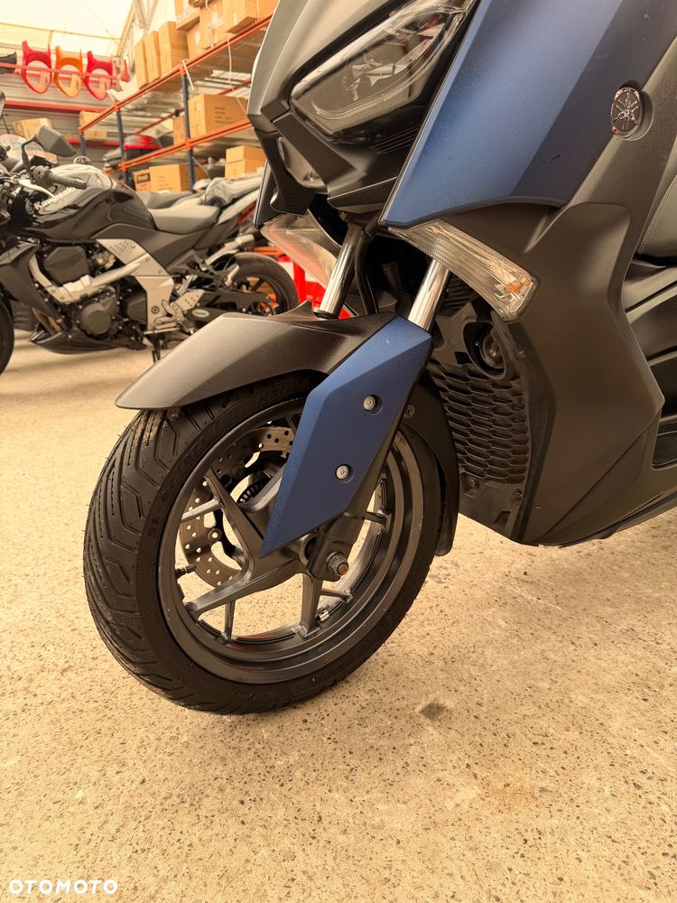 Yamaha X-max - 14