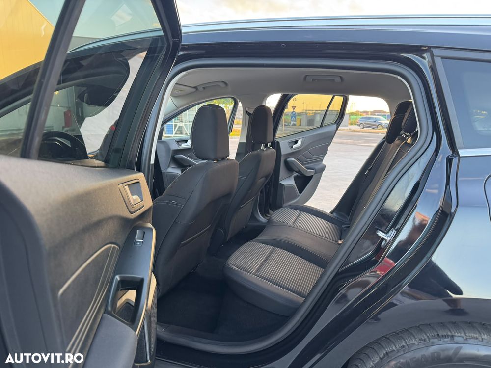 Ford Focus 1.5 EcoBlue Start-Stopp-System Aut. TITANIUM - 7