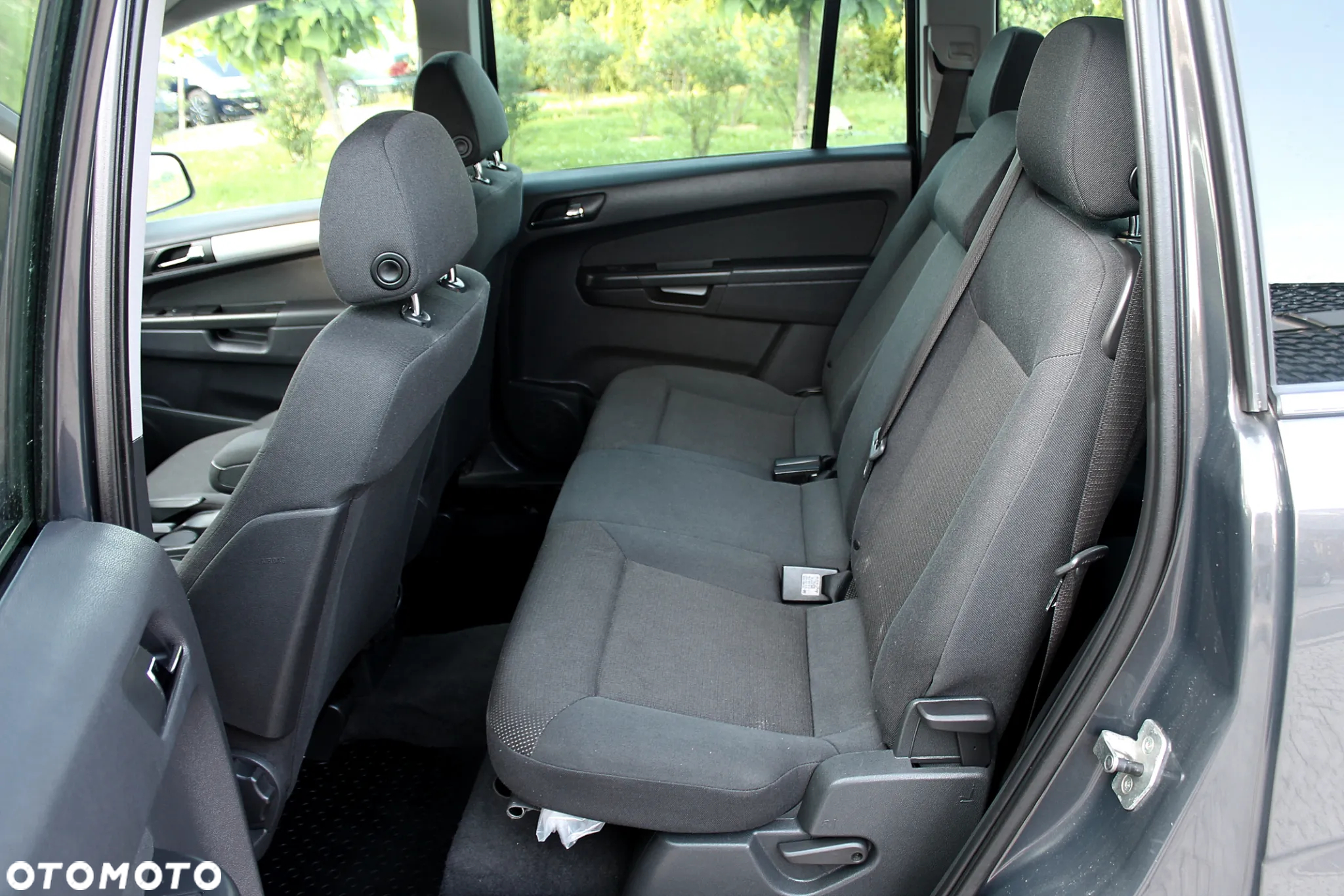Opel Zafira 1.8 Cosmo EU5 - 15
