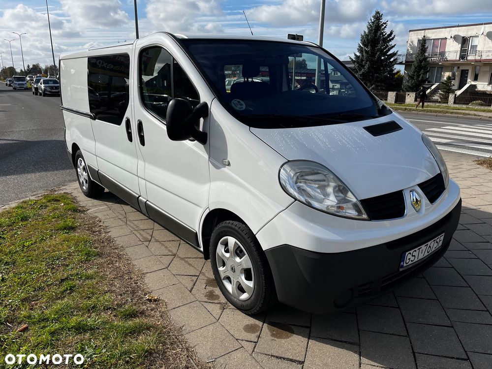 Renault Trafic - 19
