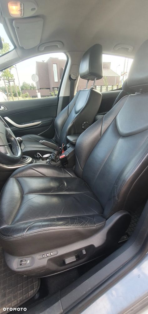 Peugeot 308 1.6 Premium Plus - 12