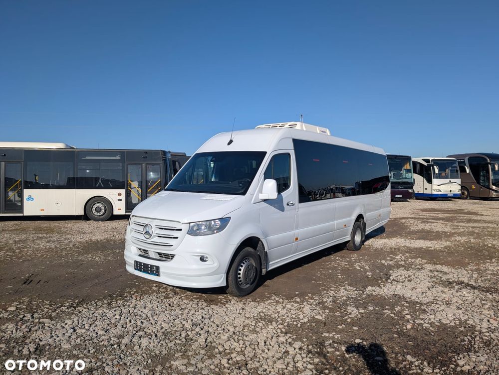 Mercedes-Benz Sprinter 519 - 13