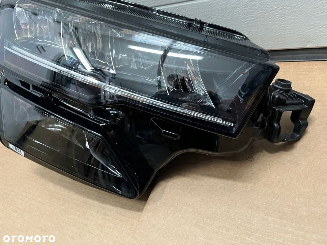 LAMPY FULL LED SKODA KAROQ LIFT KOMPLETNE IDEALNE - 3