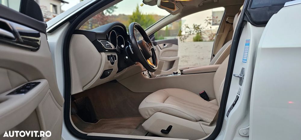 Mercedes-Benz GLC Coupe 250 d 4Matic 9G-TRONIC AMG Line - 11