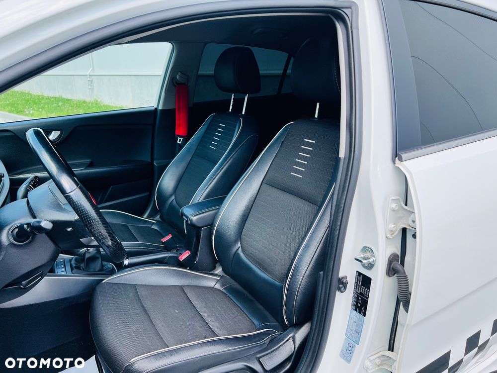 Kia Rio 1.0 T-GDI 100 GT Line - 30