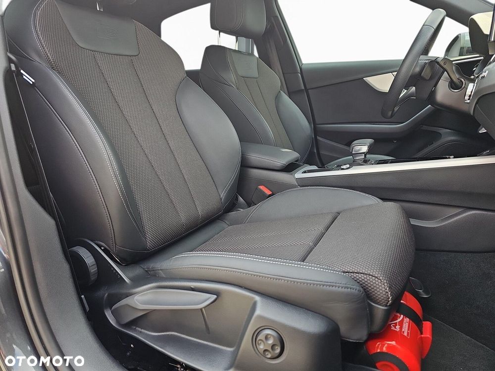 Audi A4 Limousine - 24