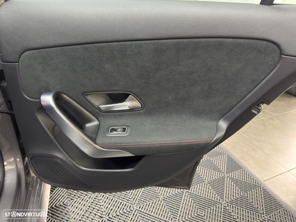 Mercedes-Benz A 200 AMG Line Aut. - 52