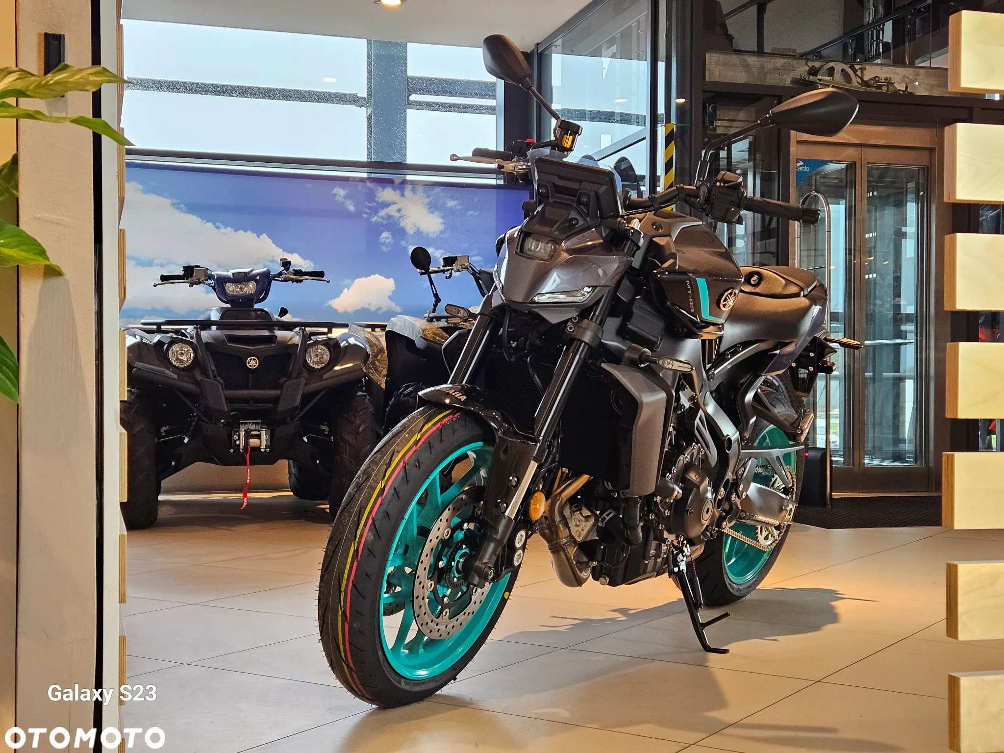 Yamaha MT - 2