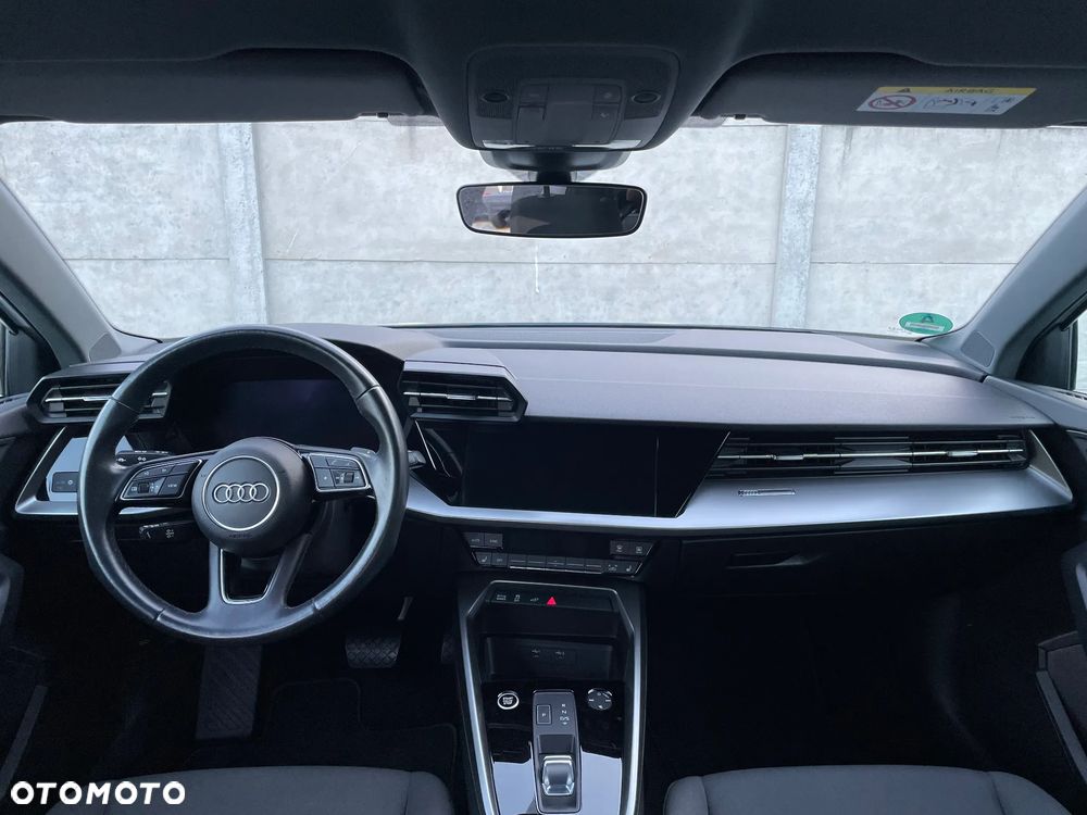 Audi A3 Sportback 40 TFSIe S tronic S line - 23