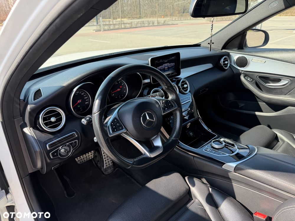 Mercedes-Benz Klasa C 200 4-Matic 9G-TRONIC - 8