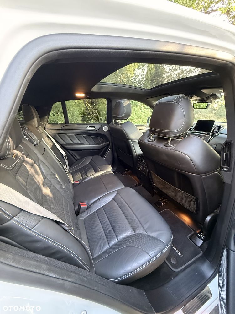 Mercedes-Benz GLE - 9