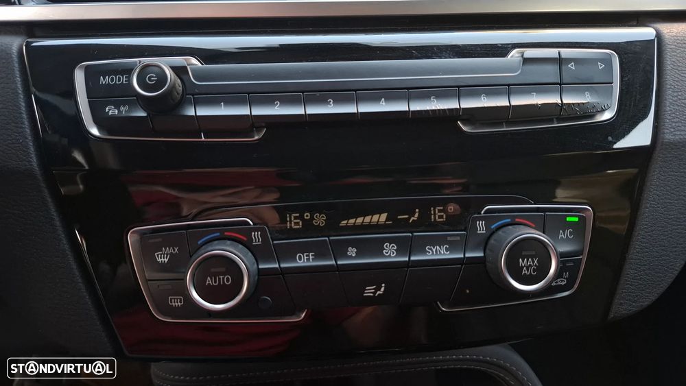 BMW X1 16 d sDrive Line Sport - 40