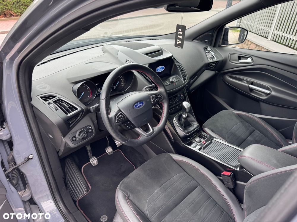 Ford Kuga 1.5 EcoBoost FWD ST-Line X - 15
